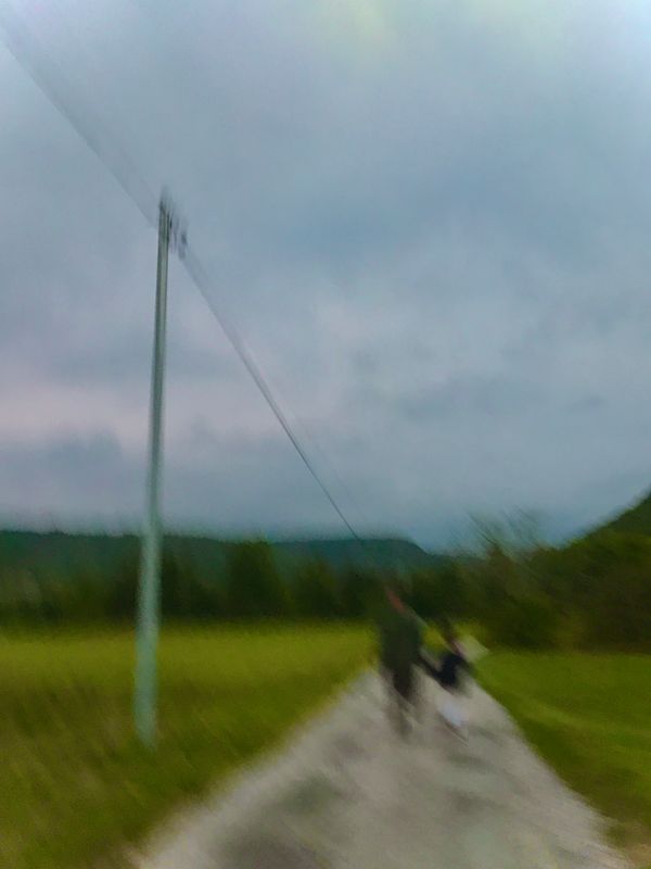 莫名